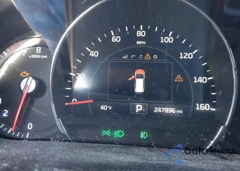 2016 Kia Sorento 3.3L Sx z USA, uszkodzony, nr VIN 5XYPK4A54GG114596